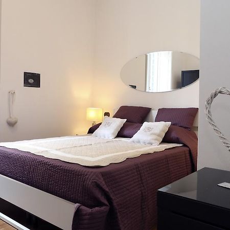 Caracciolo Guest Houseローマ 部屋 写真