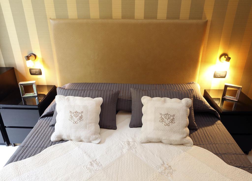 Caracciolo Guest Houseローマ 部屋 写真
