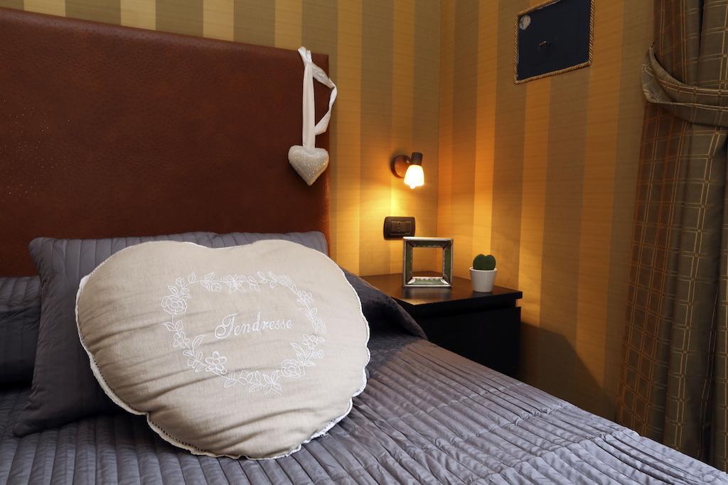 Caracciolo Guest Houseローマ 部屋 写真