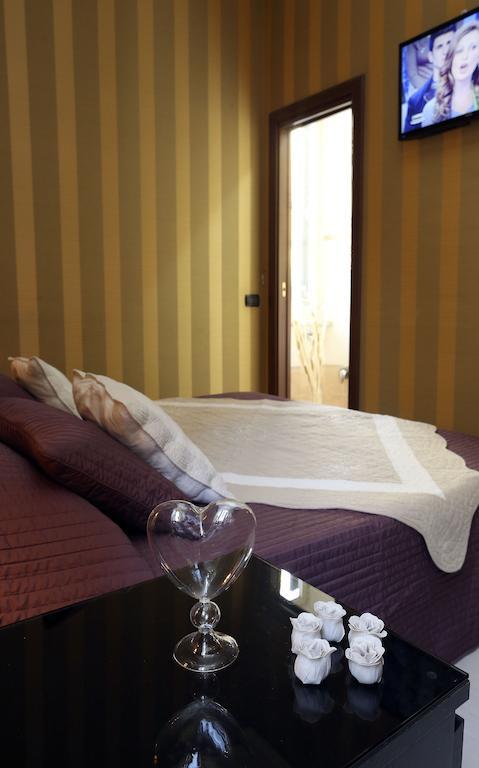 Caracciolo Guest Houseローマ 部屋 写真