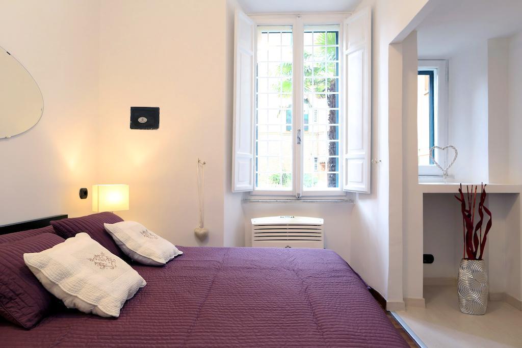 Caracciolo Guest Houseローマ 部屋 写真